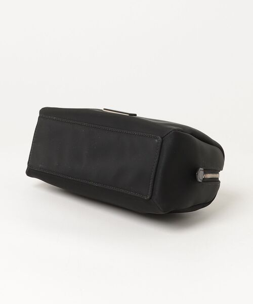 ◆未使用◆ ケイト・スペード ニューヨーク タクシー柄 ポーチ 黒 セール/ブランド古着】ポーチ（ポーチ）｜kate spade new york（ケイト