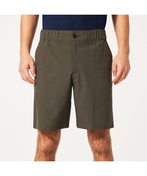 OAKLEY(オークリー)の「オークリー ADVENTURE CHINO SHORT 19'/ショートパンツ/サーフ&ライフスタイル/OAKLEY(その他パンツ・メンズ・チャコールグレー・34/30/32)」の1枚目の写真