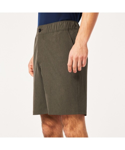 OAKLEY(オークリー)の「オークリー ADVENTURE CHINO SHORT 19'/ショートパンツ/サーフ&ライフスタイル/OAKLEY(その他パンツ・メンズ・チャコールグレー・34/30/32)」の2枚目の写真