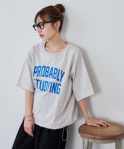 DISCOAT(ディスコート)の「【Enlude/ユニセックス】カレッジロゴドロストTシャツ(Tシャツ/カットソー・メンズ・チャコールグレー/ブラウン/グレイッシュベージュ・FREE)」の6枚目の写真