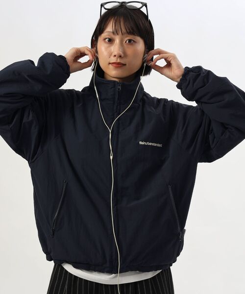 FFEIN(フェイン)の「【撥水加工】FFEIN(フェイン)リバーシブル撥水加工ナイロンフリースジャケット /リバーシブル ナイロン フリース スタンド フルジップ 刺繍 ワンポイント ドローコード(その他アウター・メンズ・ネイビー/ブラック/ブラウン/アイボリー・SMALL/MEDIUM/LARGE)」の4枚目の写真
