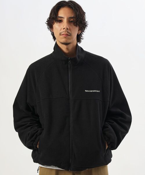 FFEIN(フェイン)の「【撥水加工】FFEIN(フェイン)リバーシブル撥水加工ナイロンフリースジャケット /リバーシブル ナイロン フリース スタンド フルジップ 刺繍 ワンポイント ドローコード(その他アウター・メンズ・ネイビー/ブラック/ブラウン/アイボリー・SMALL/MEDIUM/LARGE)」の7枚目の写真