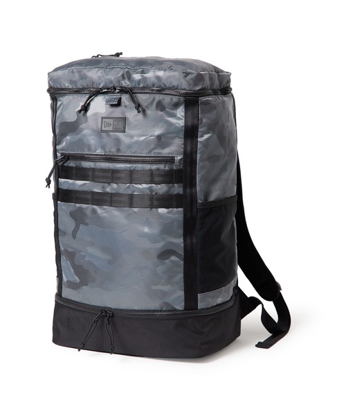 NEW ERA(ニューエラ)の「ニューエラ ボックスパックラージ バックパックリュック 大容量46L(バックパック/リュック・メンズ・グレー・FREE)」の1枚目の写真
