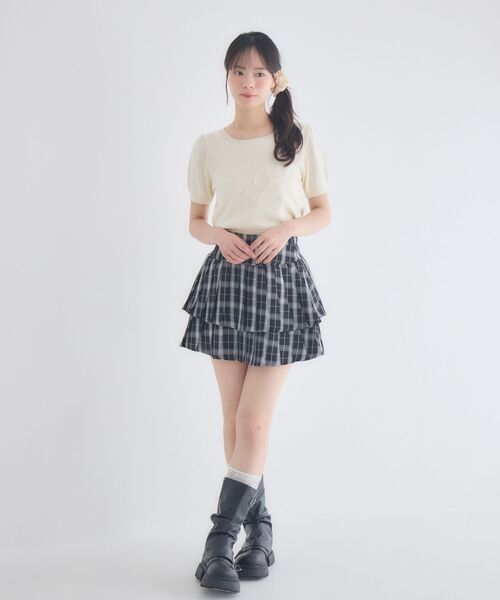 ems excite(エムズエキサイト)の「ロゴ刺繍パフ袖NT(ニット/セーター・レディース・ピンク/ナチュラル/グリーン・FREE)」の9枚目の写真