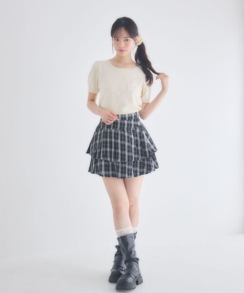 ems excite(エムズエキサイト)の「ロゴ刺繍パフ袖NT(ニット/セーター・レディース・ピンク/ナチュラル/グリーン・FREE)」の10枚目の写真