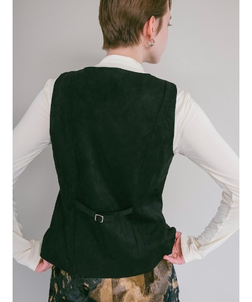 sahara(サハラ)の「【26AW PRE ORDER】Faux Suede Slit Vest(ベスト・レディース・ブラック/チャコール/ボルドー・FREE)」の8枚目の写真