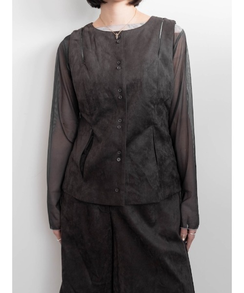 sahara(サハラ)の「【26AW PRE ORDER】Faux Suede Slit Vest(ベスト・レディース・ブラック/チャコール/ボルドー・FREE)」の11枚目の写真