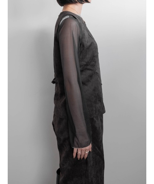 sahara(サハラ)の「【26AW PRE ORDER】Faux Suede Slit Vest(ベスト・レディース・ブラック/チャコール/ボルドー・FREE)」の15枚目の写真