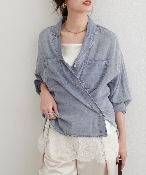 LARUTA（ラルータ）の「【LARUTA】ケミカル加工開襟デニムシャツ（シャツ/ブラウス・レディース・サックスブルー/ブルー・FREE）」の6枚目の写真