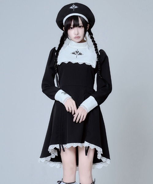 Grrr the Lipper(ガルルザリッパー)の「『Grrr the Lipper/ガルル・ザ・リッパー』シスターワンピース(ワンピース・レディース・ブラック×ホワイト・FREE)」の1枚目の写真