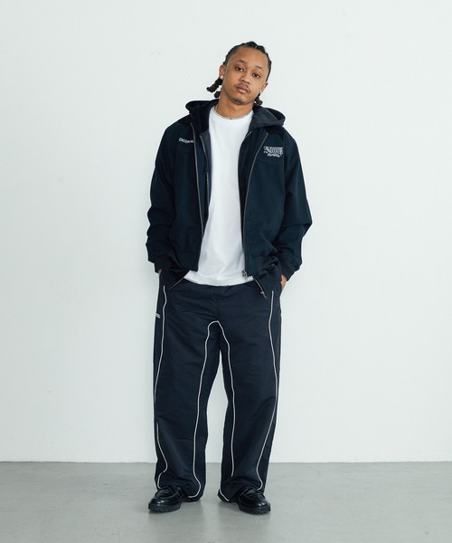 XLARGE（エクストララージ）の「CURVED NYLON PANTS（その他パンツ・メンズ・オリーブ/ブラック/ホワイト・XL/L/M/S）」の3枚目の写真