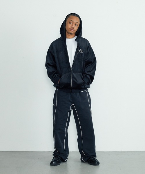 XLARGE（エクストララージ）の「CURVED NYLON PANTS（その他パンツ・メンズ・オリーブ/ブラック/ホワイト・XL/L/M/S）」の8枚目の写真