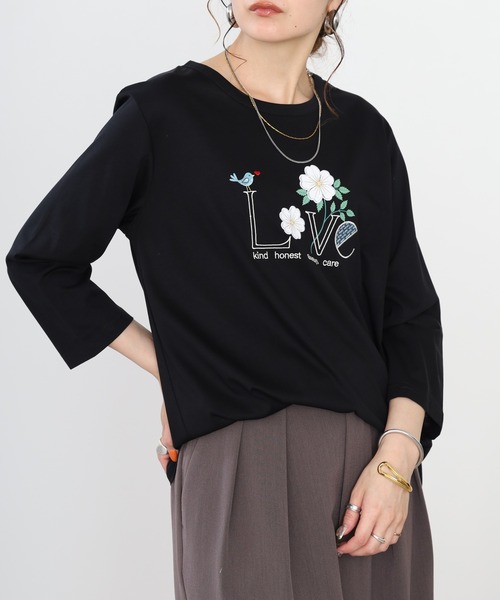 BRODIAEA(ブローディア)の「BRODIAEA フラワーロゴデザインチュニック(Tシャツ/カットソー・レディース・ピンク/ブラック/グリーン/オフホワイト・40)」の13枚目の写真