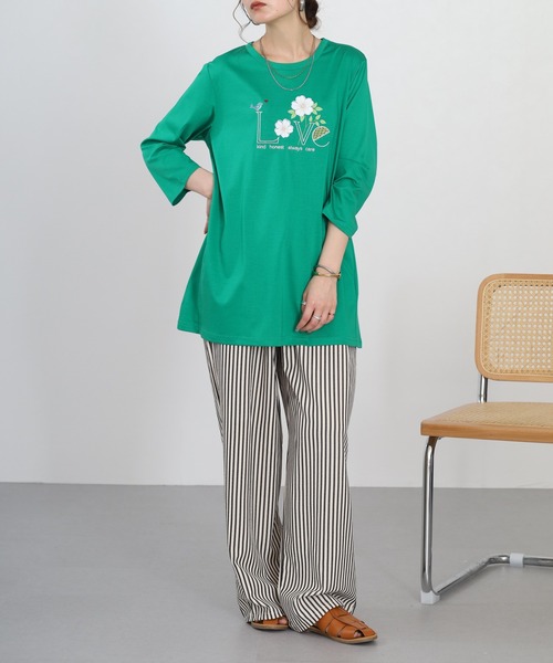 BRODIAEA(ブローディア)の「BRODIAEA フラワーロゴデザインチュニック(Tシャツ/カットソー・レディース・ピンク/ブラック/グリーン/オフホワイト・40)」の22枚目の写真