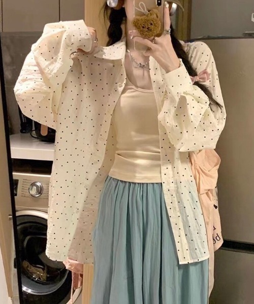 NANEA(ナネア)の「ドット柄レギュラーシャツシャツ(シャツ/ブラウス・レディース・ホワイト・MEDIUM)」の9枚目の写真
