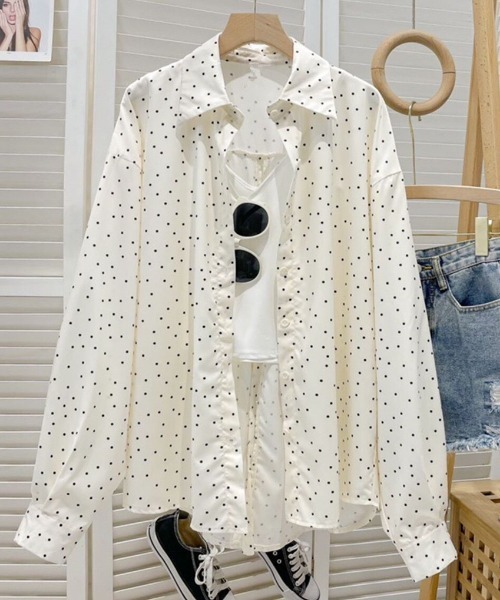 NANEA(ナネア)の「ドット柄レギュラーシャツシャツ(シャツ/ブラウス・レディース・ホワイト・MEDIUM)」の10枚目の写真