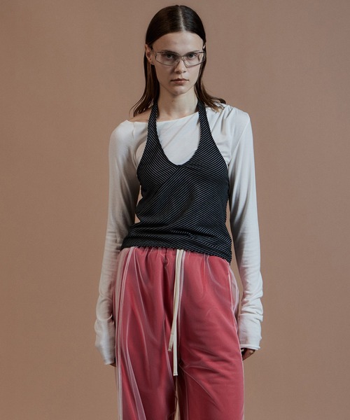 MAISON SPECIAL(メゾンスペシャル)の「【2026Autumn PRE-ORDER】Border Halter Layered Off-Shoulder Top/ボーダーホルターレイヤードオフショルTOP(Tシャツ/カットソー・レディース・ホワイト/グレー/ブラック・FREE)」の2枚目の写真