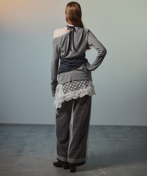 MAISON SPECIAL(メゾンスペシャル)の「【2026Autumn PRE-ORDER】Border Halter Layered Off-Shoulder Top/ボーダーホルターレイヤードオフショルTOP(Tシャツ/カットソー・レディース・ホワイト/グレー/ブラック・FREE)」の13枚目の写真