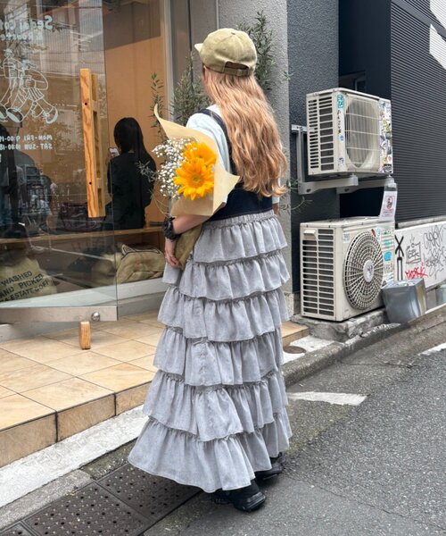 w closet（ダブルクローゼット）の「フリルティアードジャンパー