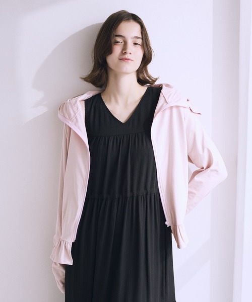 Maison de FLEUR（メゾンドフルール）の「UVカットパーカー（パーカー・レディース・オフホワイト/ピンク・FREE）」の16枚目の写真