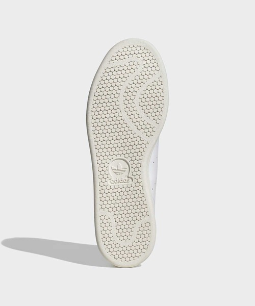 adidas(アディダス)の「スタンスミス / Stan Smith / アディダスオリジナルス adidas Originals(スニーカー・メンズ・ホワイト系その他・22.5cm/22.0cm/29.0cm/26.5cm/26.0cm/27.5cm/27.0cm/23.5cm/23.0cm/28.5cm/28.0cm/24.5cm/24.0cm/25.5cm/25.0cm)」の3枚目の写真