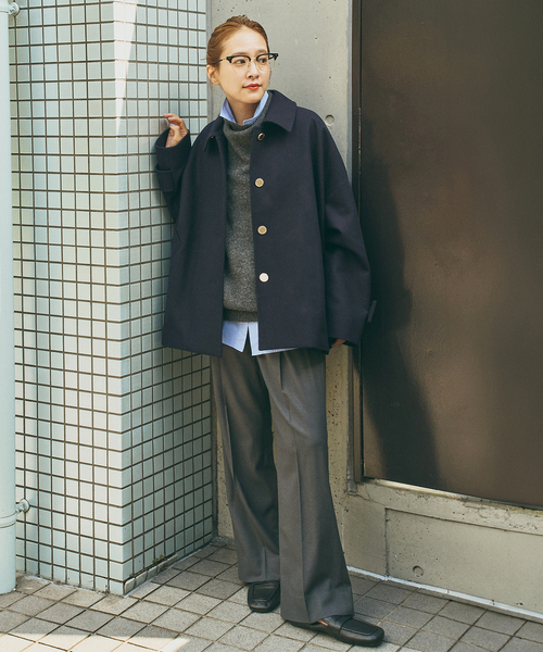 Spick & Span(スピックアンドスパン)の「《40周年 別注 / 》Traditional Weatherwear MALTON B/T SHORT*(ステンカラーコート・レディース・ネイビー/キャメル・34)」の8枚目の写真