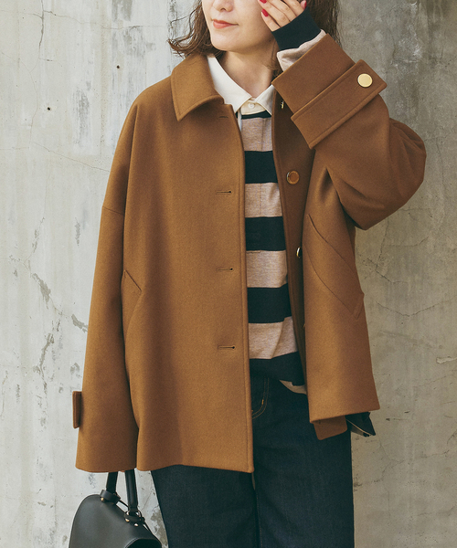 Spick & Span(スピックアンドスパン)の「《40周年 別注 / 》Traditional Weatherwear MALTON B/T SHORT*(ステンカラーコート・レディース・ネイビー/キャメル・34)」の10枚目の写真