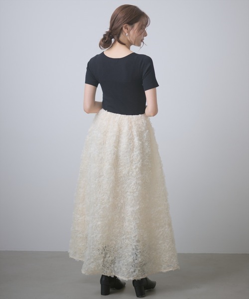 AND COUTURE(アンドクチュール)の「フラワーチュールドッキングニットワンピース(ワンピース・レディース・グレー/ブラック・FREE)」の13枚目の写真