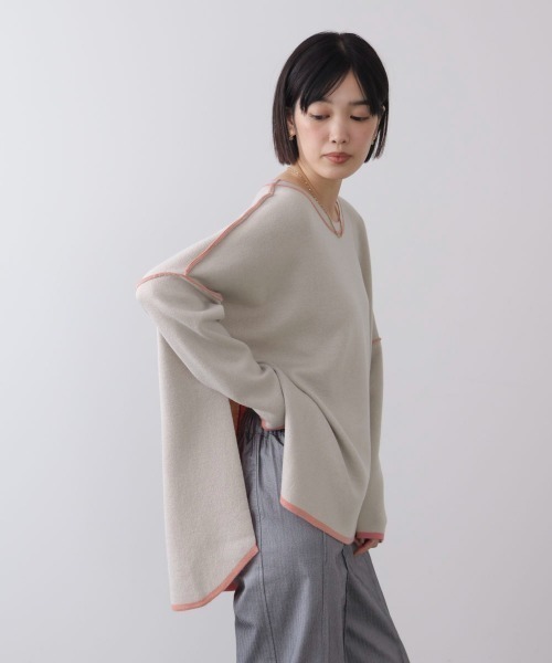 Bou Jeloud(ブージュルード)の「リバーシブルダブル丸首ポンチョ風ニット(ニット/セーター・レディース・ピンク/アイボリー・FREE)」の13枚目の写真