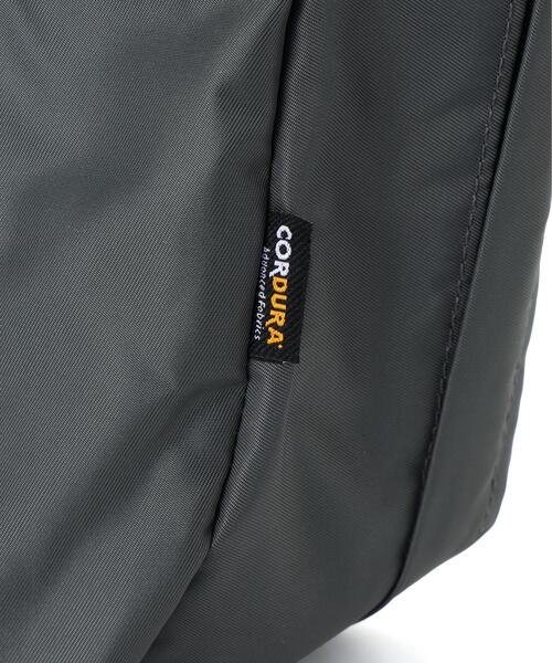 +phenix(プラスフェニックス)の「+phenix/プラスフェニックス/EXPAND SHOULDER BAG 20+(ショルダーバッグ・メンズ・グレー/ブラック・F)」の12枚目の写真