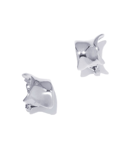 IRIS47(イリスフォーセブン)の「【IRIS 47】flare earring/フレア イヤリング アーティ イヤリング(イヤリング・レディース・シルバー/ゴールド・FREE)」の3枚目の写真