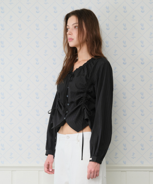 AMESWORLDWIDE（アメスワールドワイド）の「CLASSIC SHIRRING BLOUSE BLACK（シャツ/ブラウス・レディース・その他・FREE）」の5枚目の写真