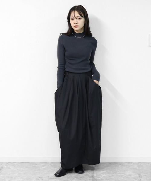 THE CELL.(ザセルドット)の「WOOLブレンド 1×1リブハイネックニット 1×1 RIB HIGH NECK KNIT(ニット/セーター・レディース・ワインレッド/チャコールグレー/パープル/ブラック/ブラウン/アイボリー・FREE)」の22枚目の写真