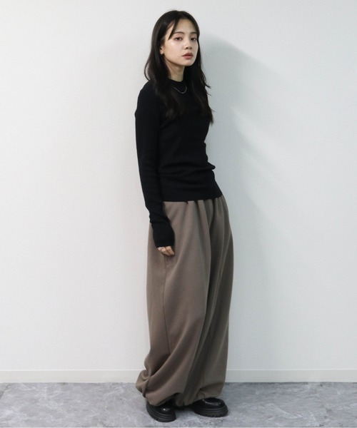 THE CELL.(ザセルドット)の「WOOLブレンド 1×1リブハイネックニット 1×1 RIB HIGH NECK KNIT(ニット/セーター・レディース・ワインレッド/チャコールグレー/パープル/ブラック/ブラウン/アイボリー・FREE)」の16枚目の写真