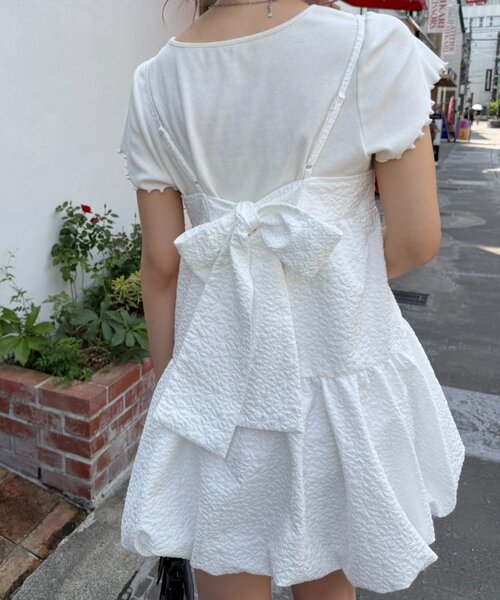 w closet（ダブルクローゼット）の「【バックリボン】エンボスバルーンミニキャミワンピース（ワンピース・レディース・オフホワイト/レッド/ブラック・FREE）」の7枚目の写真
