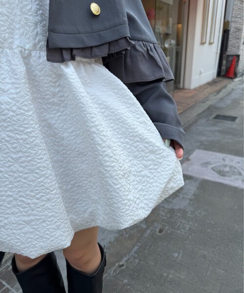 w closet（ダブルクローゼット）の「【バックリボン】エンボスバルーンミニキャミワンピース（ワンピース・レディース・オフホワイト/レッド/ブラック・FREE）」の10枚目の写真