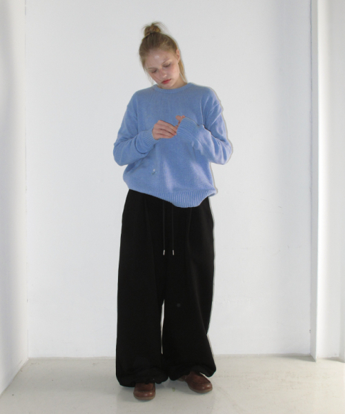 RONRON（ロンロン）の「DAILY SOFT ROUND KNIT BLUE（ニット/セーター・レディース・その他・FREE）」の3枚目の写真