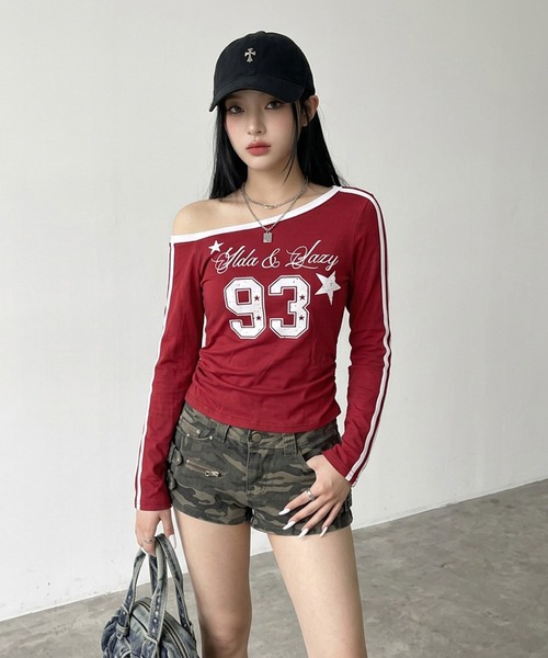 non-hedge(ノンヘッジ)の「ラインオフショルダーロンT(Tシャツ/カットソー・レディース・レッド/ネイビー/ブラック/オフホワイト・FREE)」の8枚目の写真