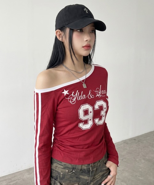 non-hedge(ノンヘッジ)の「ラインオフショルダーロンT(Tシャツ/カットソー・レディース・レッド/ネイビー/ブラック/オフホワイト・FREE)」の9枚目の写真