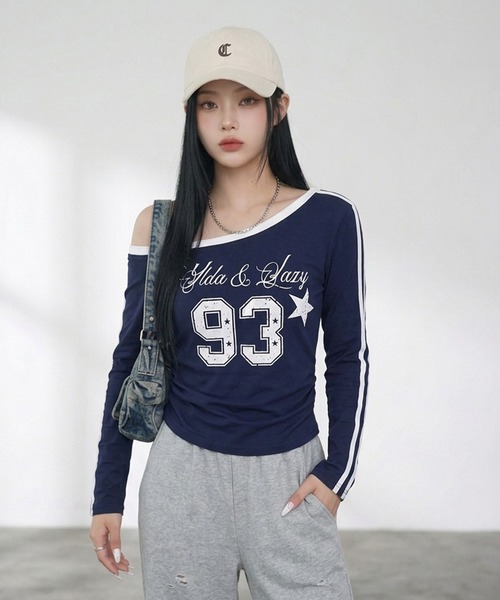 non-hedge(ノンヘッジ)の「ラインオフショルダーロンT(Tシャツ/カットソー・レディース・レッド/ネイビー/ブラック/オフホワイト・FREE)」の11枚目の写真
