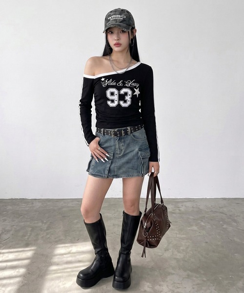 non-hedge(ノンヘッジ)の「ラインオフショルダーロンT(Tシャツ/カットソー・レディース・レッド/ネイビー/ブラック/オフホワイト・FREE)」の17枚目の写真