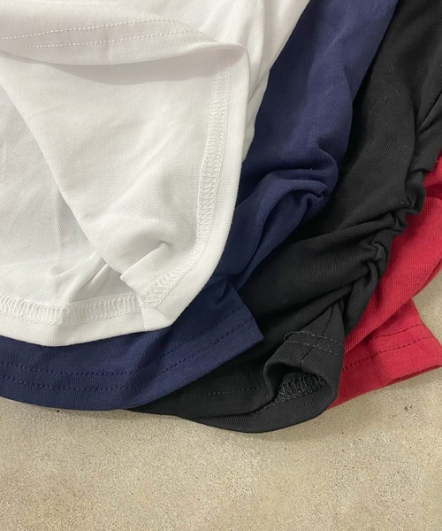 non-hedge(ノンヘッジ)の「ラインオフショルダーロンT(Tシャツ/カットソー・レディース・レッド/ネイビー/ブラック/オフホワイト・FREE)」の7枚目の写真