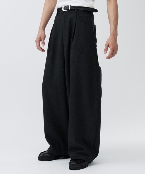 SINSS(シンス)の「Flannel cargo slacks / フランネルカーゴスラックス(スラックス・メンズ・ブラック/チャコール・LARGE/MEDIUM/SMALL/X-SMALL)」の2枚目の写真