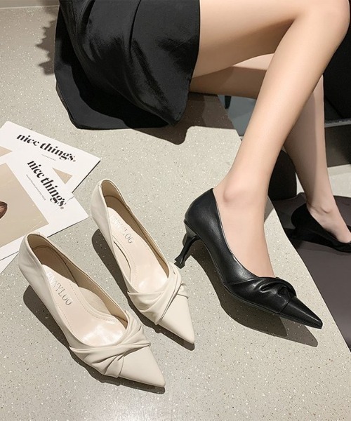 STYLEBLOCK(スタイルブロック)の「ツイストデザインパンプス/5cmヒール(パンプス・レディース・アイボリー/ブラック・23.5cm/24.5cm)」の20枚目の写真