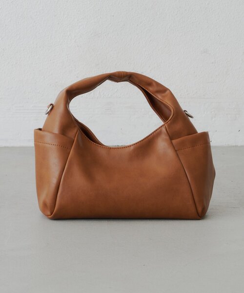 Kastane（カスタネ）の「【9.19(土)0:00発売】サイドポケットワンハンドルBAG（ハンドバッグ・レディース・バーガンディー/キャメル/ブラック・FREE）」の4枚目の写真