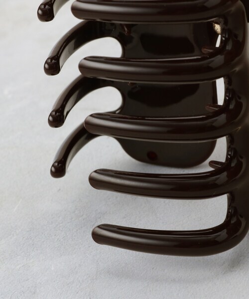 OPAQUE.CLIP(オペークドットクリップ)の「デザインヘアクリップ(その他ヘアアクセサリー・レディース・ブラウン系その他/チャコール・00)」の3枚目の写真