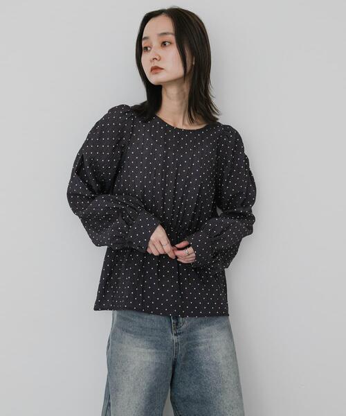 SENSE OF PLACE by URBAN RESEARCH(センスオブプレイスバイアーバンリサーチ)の「ドットペプラムブラウス(シャツ/ブラウス・レディース・ホワイト系その他/ブラック系その他/ベージュ系その他・ONE)」の11枚目の写真