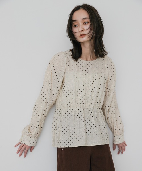 SENSE OF PLACE by URBAN RESEARCH(センスオブプレイスバイアーバンリサーチ)の「ドットペプラムブラウス(シャツ/ブラウス・レディース・ホワイト系その他/ブラック系その他/ベージュ系その他・ONE)」の21枚目の写真