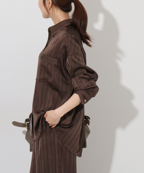 JOURNAL STANDARD relume(ジャーナルスタンダード レリューム)の「サテンストライプパジャマシャツ(シャツ/ブラウス・レディース・ネイビー/ブラウン・FREE)」の20枚目の写真