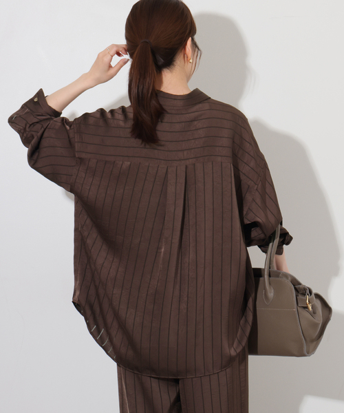 JOURNAL STANDARD relume(ジャーナルスタンダード レリューム)の「サテンストライプパジャマシャツ(シャツ/ブラウス・レディース・ネイビー/ブラウン・FREE)」の21枚目の写真